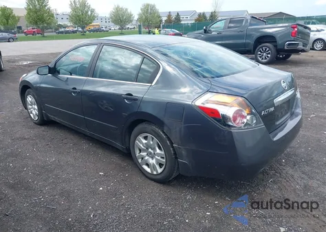 2011 Nissan Altima 2.5 S z USA, uszkodzony, nr VIN 1N4AL2AP6BN485114